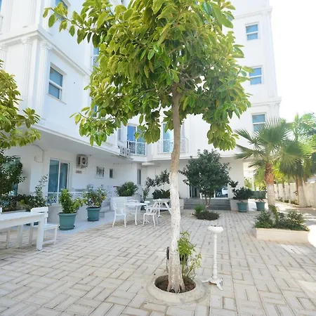 Hun Club Lägenhetshotell Antalya