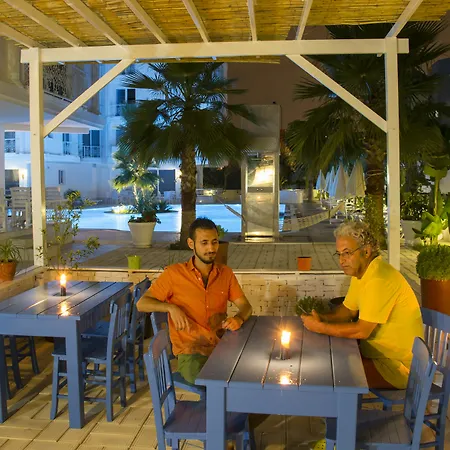 Hun Club Lägenhetshotell Antalya