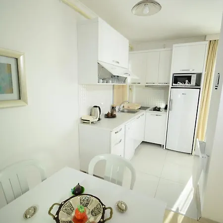 Hun Club Aparthotel 2*
