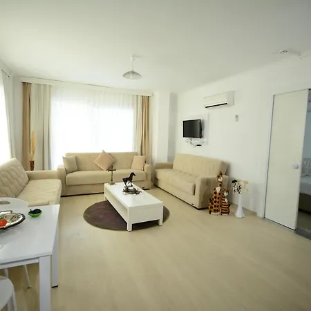 Hun Club Aparthotel 2*