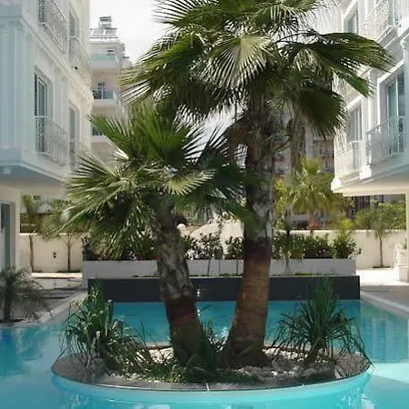 Apartahotel Hun Club