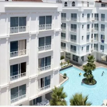 Hun Club Aparthotel 2*